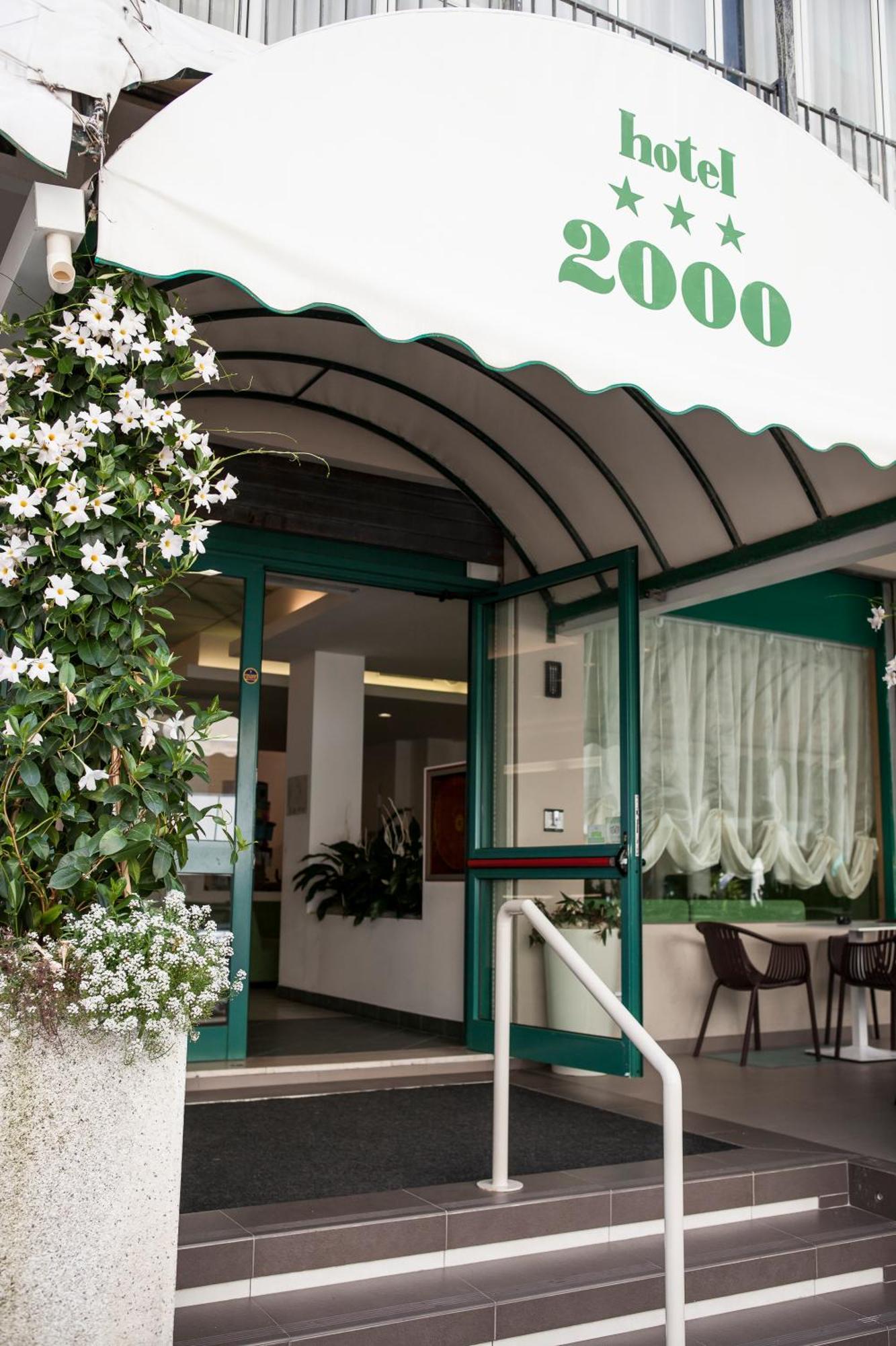 Hotel 2000 Rímini Exterior foto